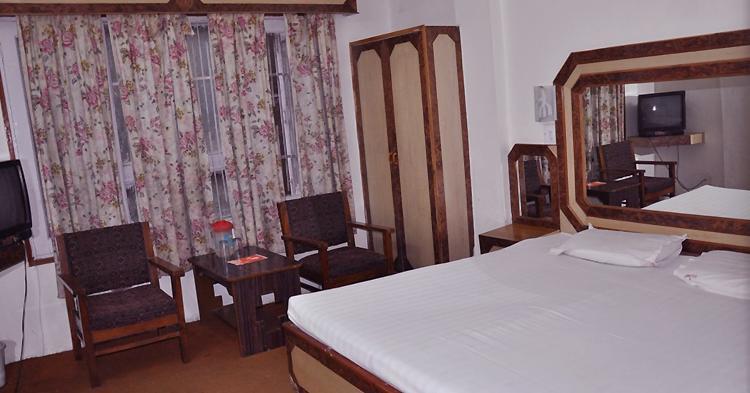 Hotel Rajdoot Shimla Exterior photo